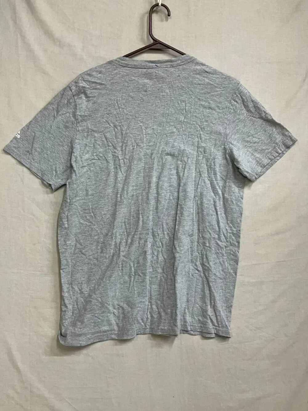 Adidas Amplifier T-Shirt Men's Medium Gray Short Sleeve Crew Neck Graphic Logo